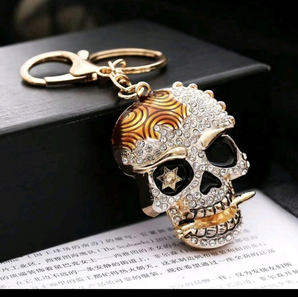 Pirate Skull Bag Charm/ Keychain NEW